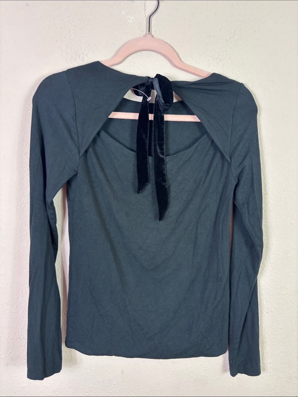 J.Crew black long sleeve top open back with a velvet bow detail size small